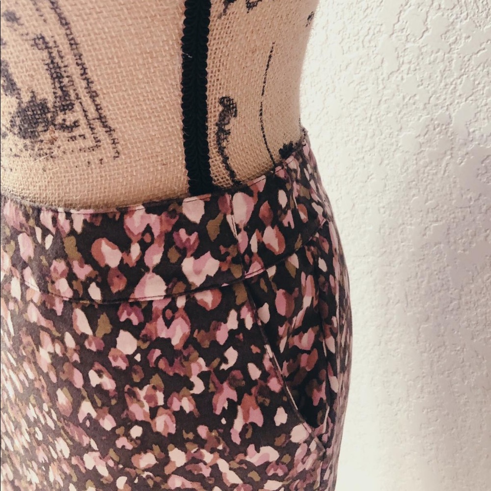 Skirt - Picture 2 of 2